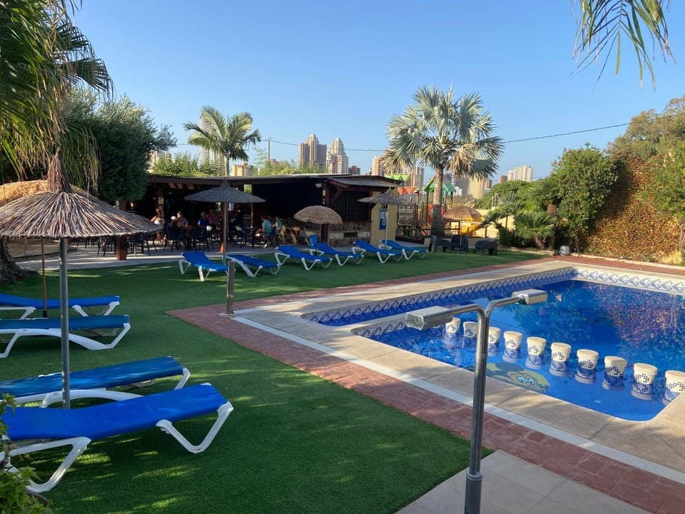 Swimming pool