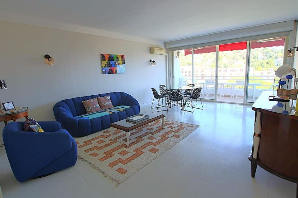 Patio, TV and multimedia, Living room, Seating area, Garden view, Mountain view, Sea view, air conditioner