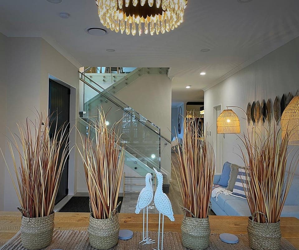 Living room, Decorative detail, Seating area