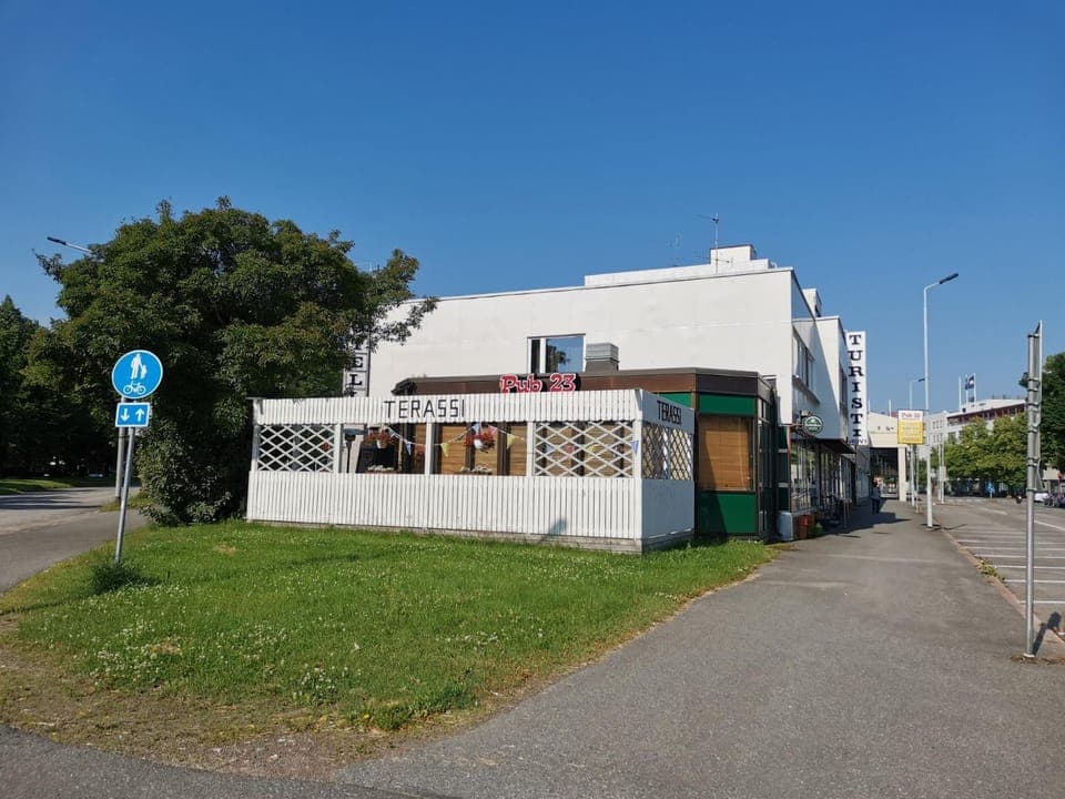 Day, Street view