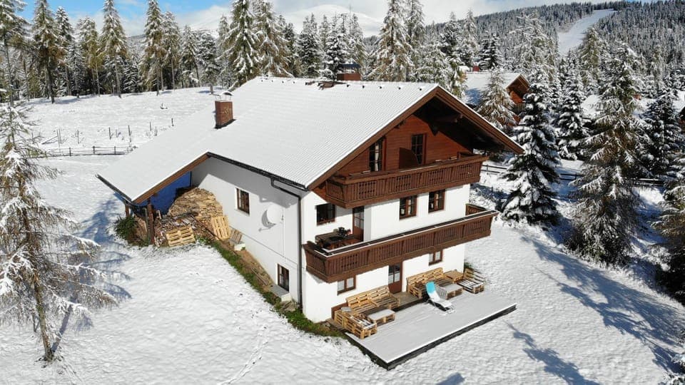 Property building, Winter