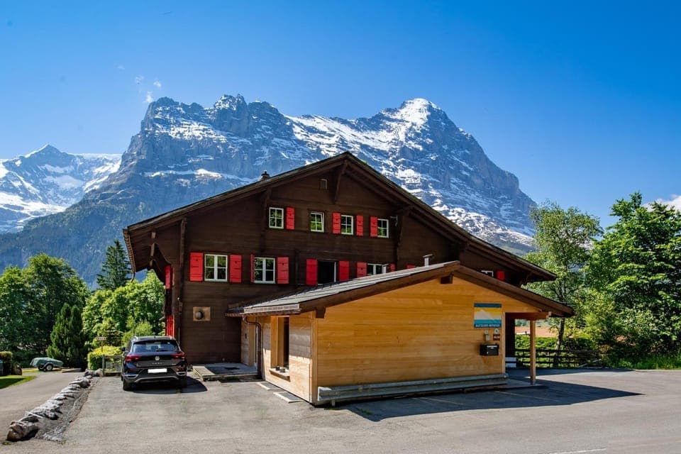 Property building, Mountain view