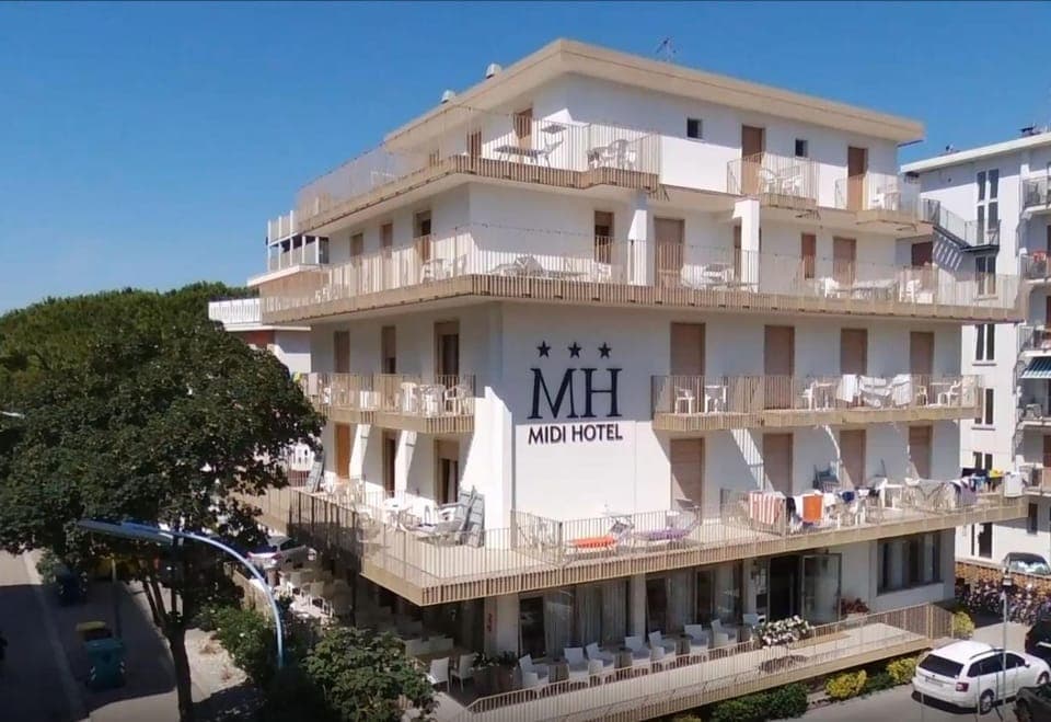 Property building, Balcony/Terrace