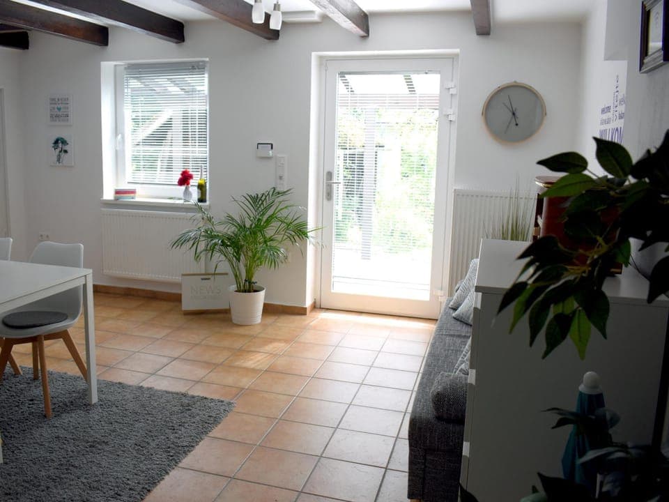 Living room, Seating area, Dining area, Breakfast