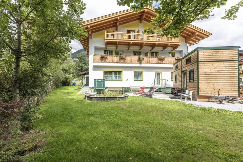 Property building, Garden