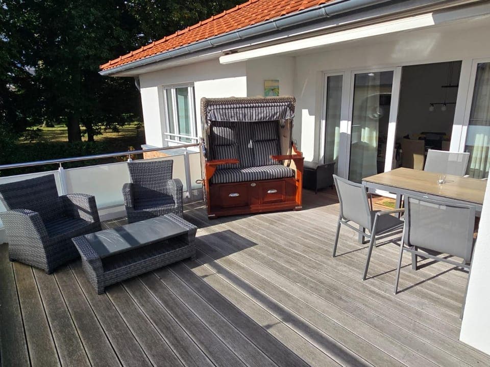 Balcony/Terrace, Seating area, sunbed