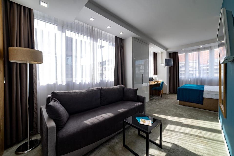 Seating area, Bedroom