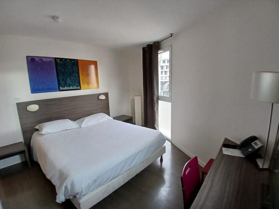 Bathroom, TV and multimedia, Coffee/tea facilities, internet