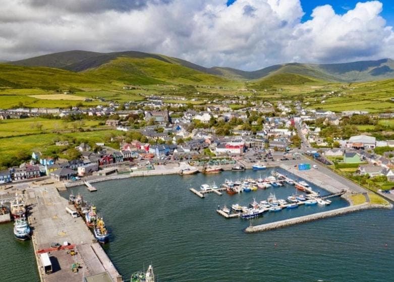 Nearby landmark, Natural landscape