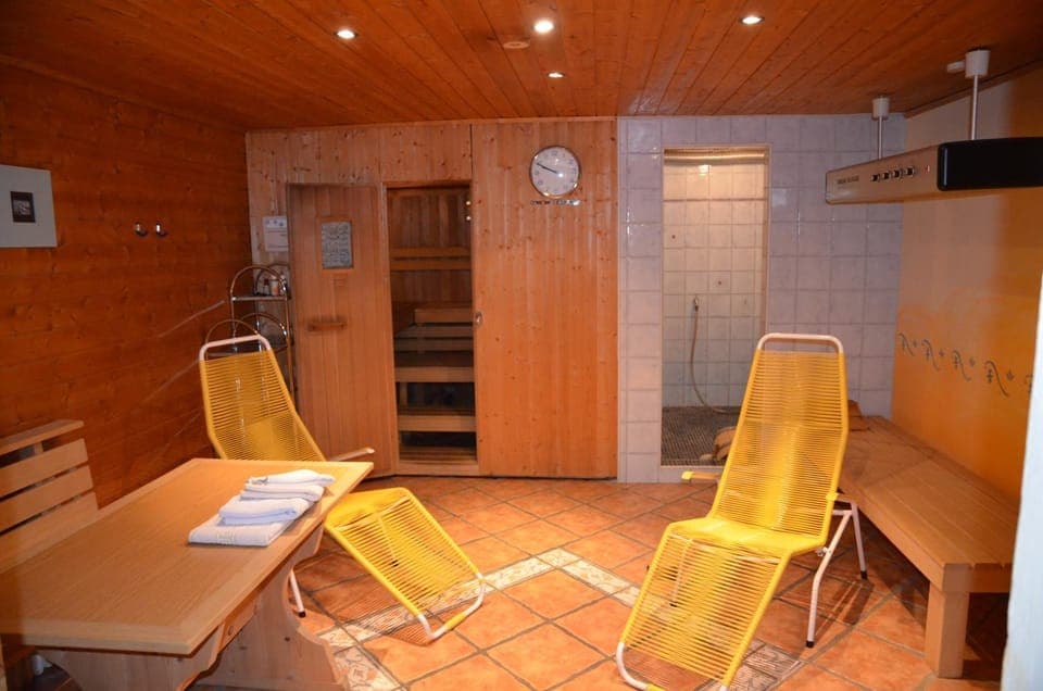 Sauna, Spa and wellness centre/facilities, Internal: Not applicable to any particular room