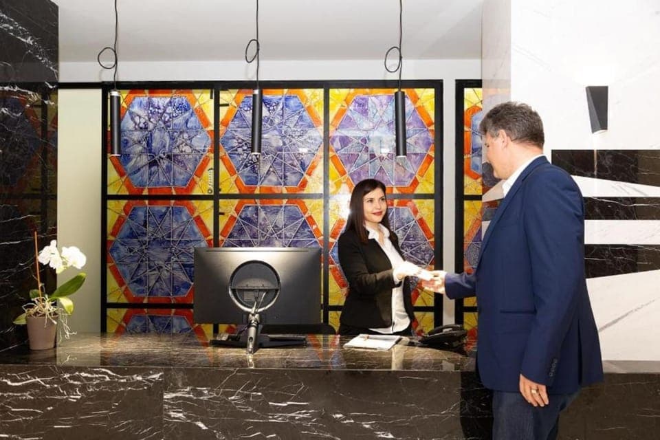 Staff, People, Lobby or reception, group of guests