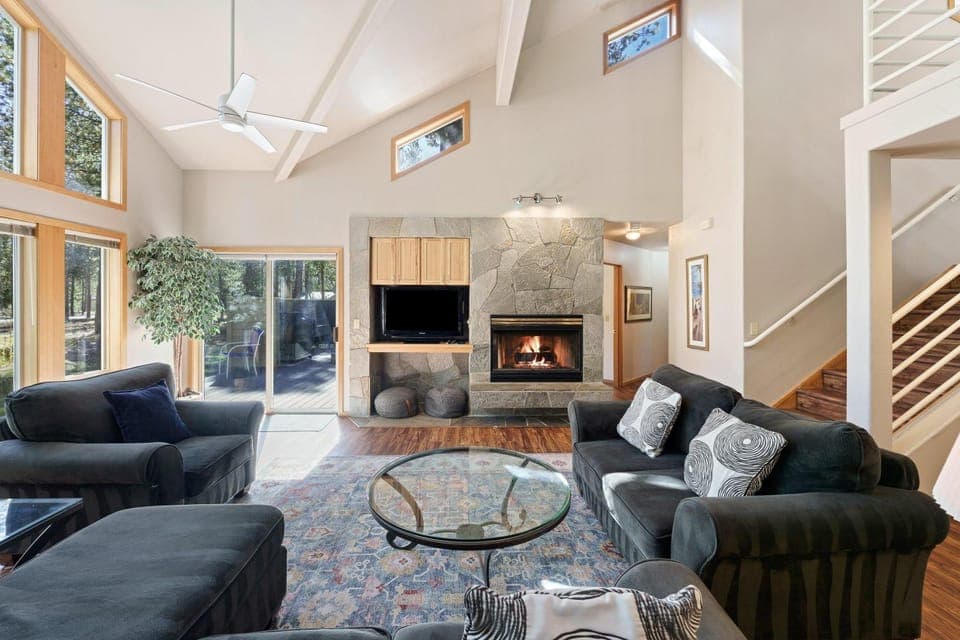 1 Colonial House in Sunriver