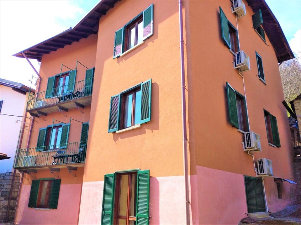 Property building, Facade/entrance