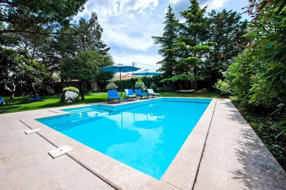 Garden, Swimming pool