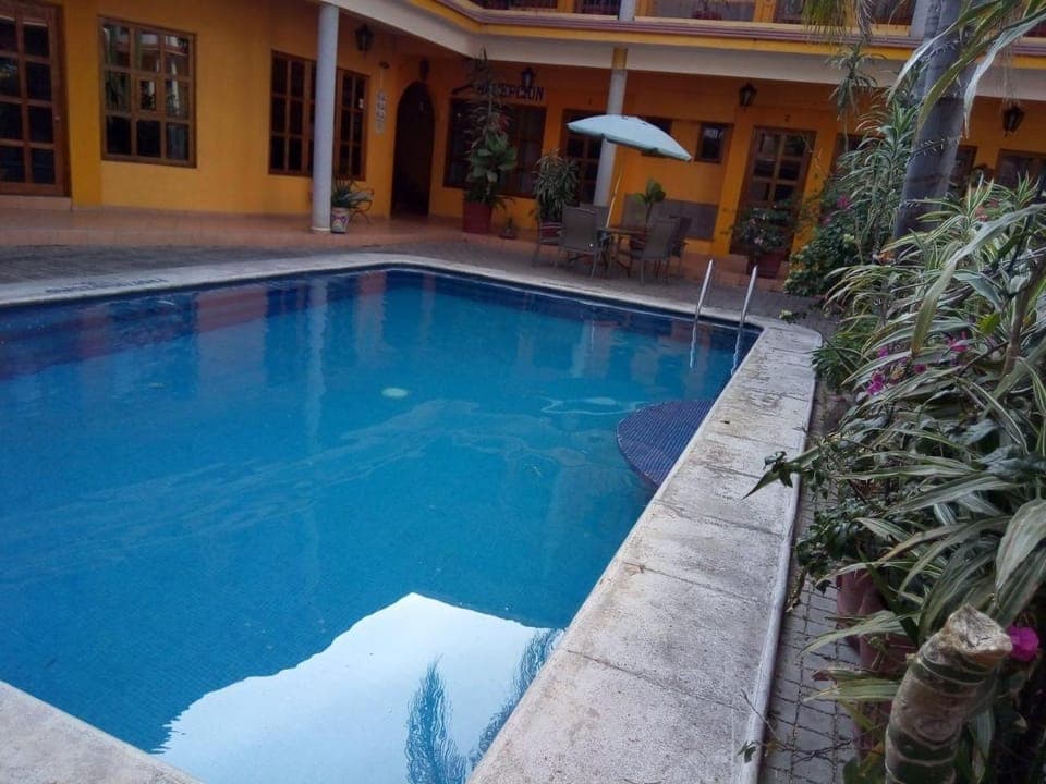 Swimming pool