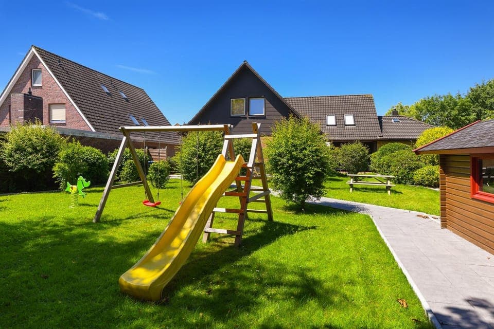 Day, Natural landscape, Children play ground, Garden, Garden view