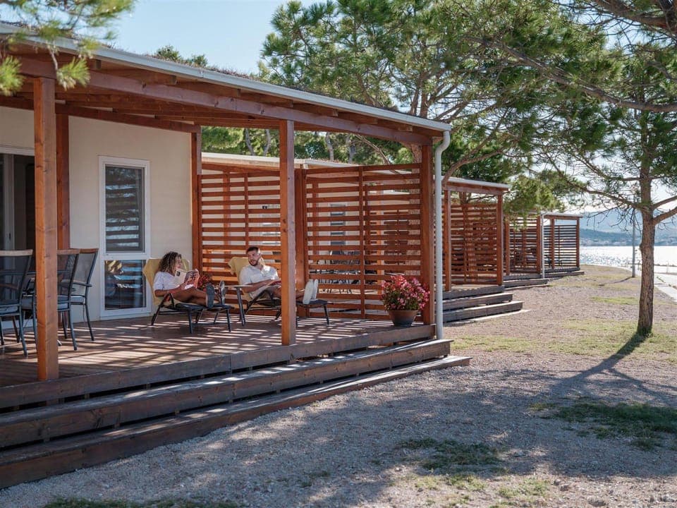 Balcony/Terrace, sunbed