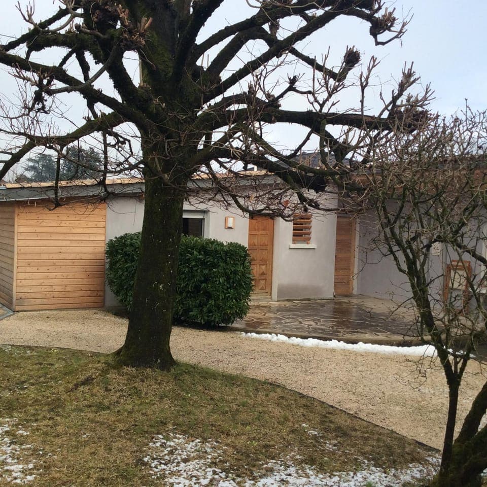 Facade/entrance, Day