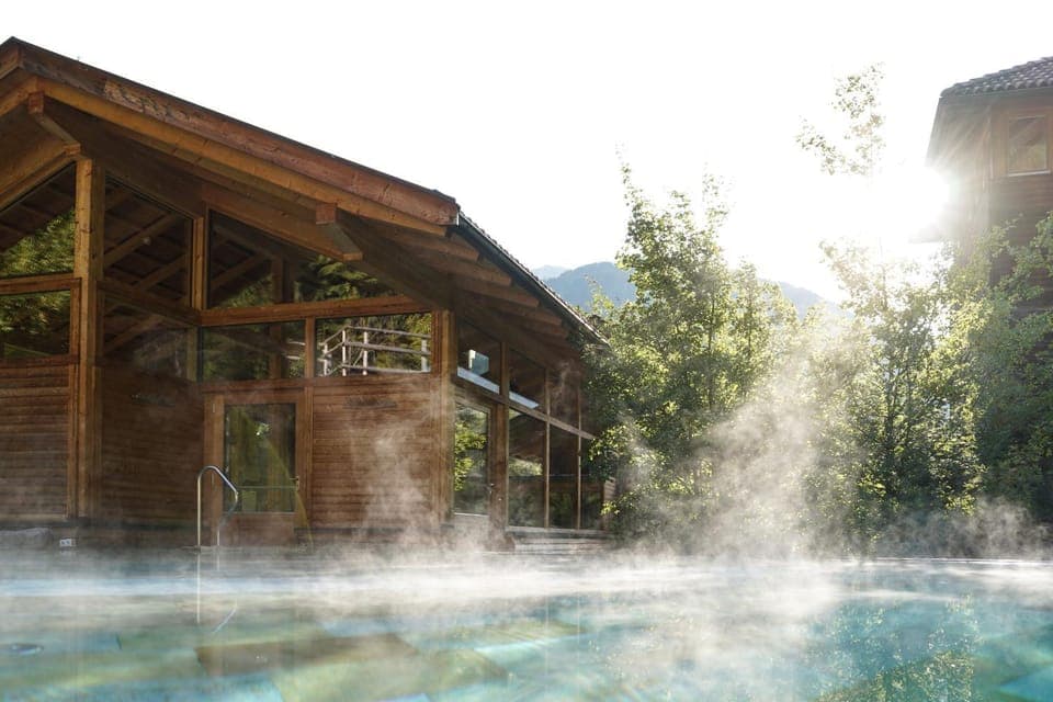 Swimming pool, Swimming pool