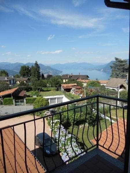 Day, Natural landscape, Balcony/Terrace, Lake view, Mountain view
