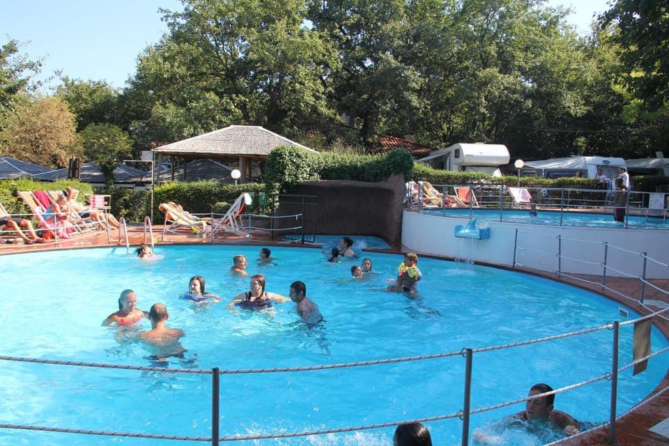 Swimming pool, Swimming pool