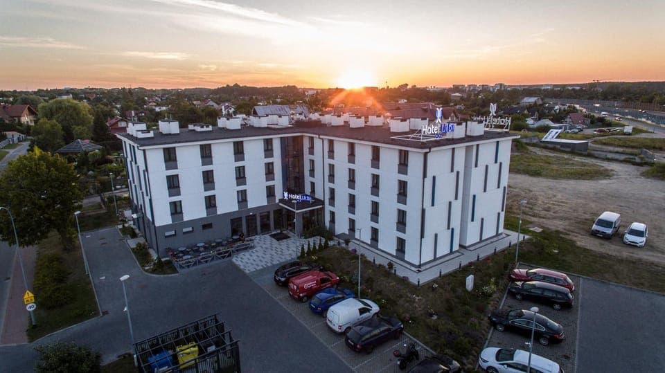 Property building, City view, Sunset