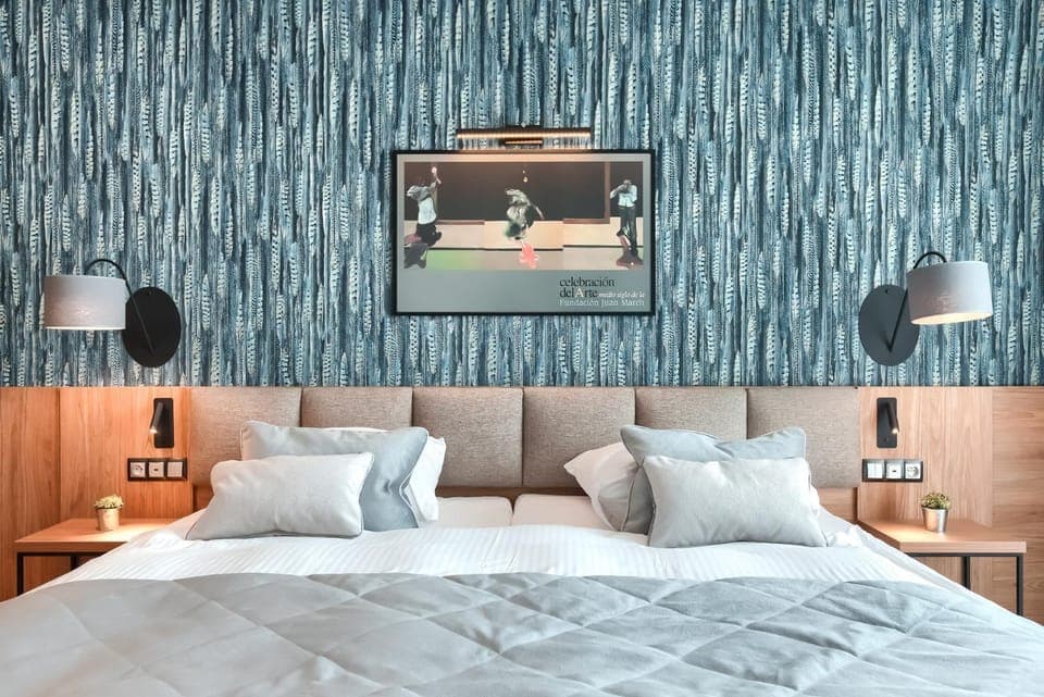 Bed, Photo of the whole room, Bedroom