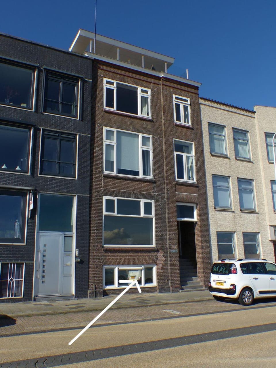 Property building, Facade/entrance