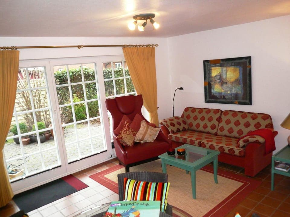 Living room, Decorative detail, Seating area