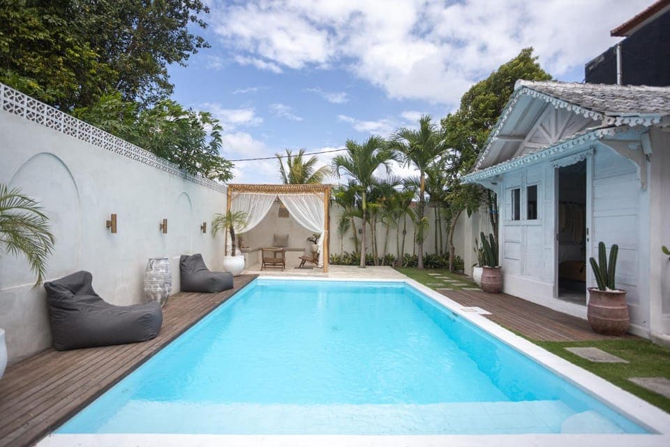 Pool view, Swimming pool