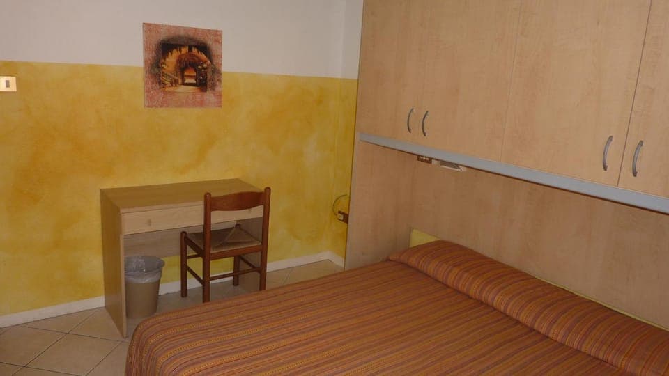 Bed, Decorative detail