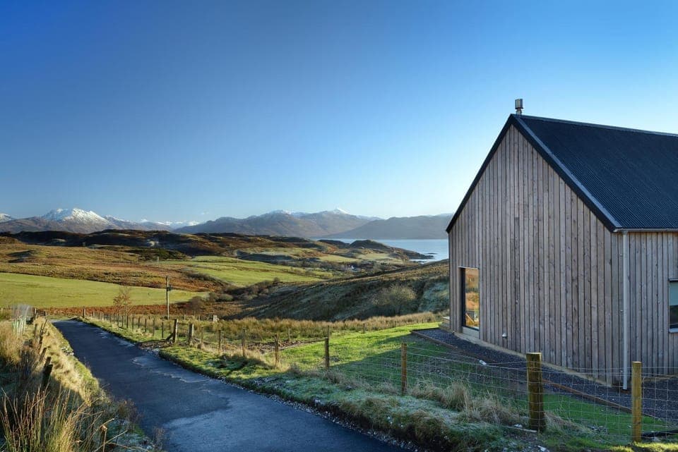 Property building, Natural landscape, Mountain view, Sea view