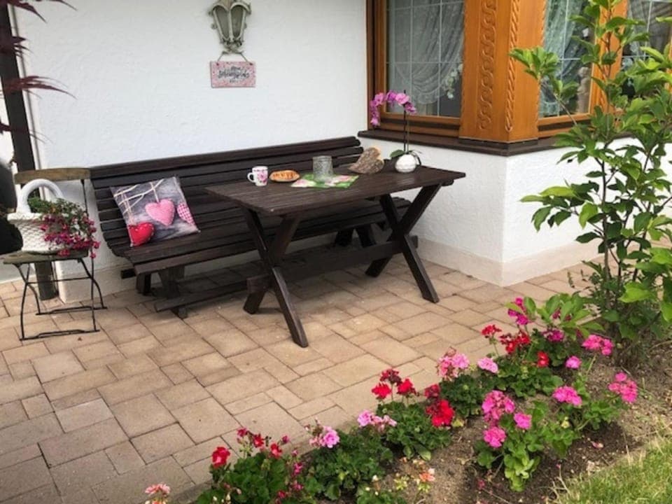 Garden, Seating area