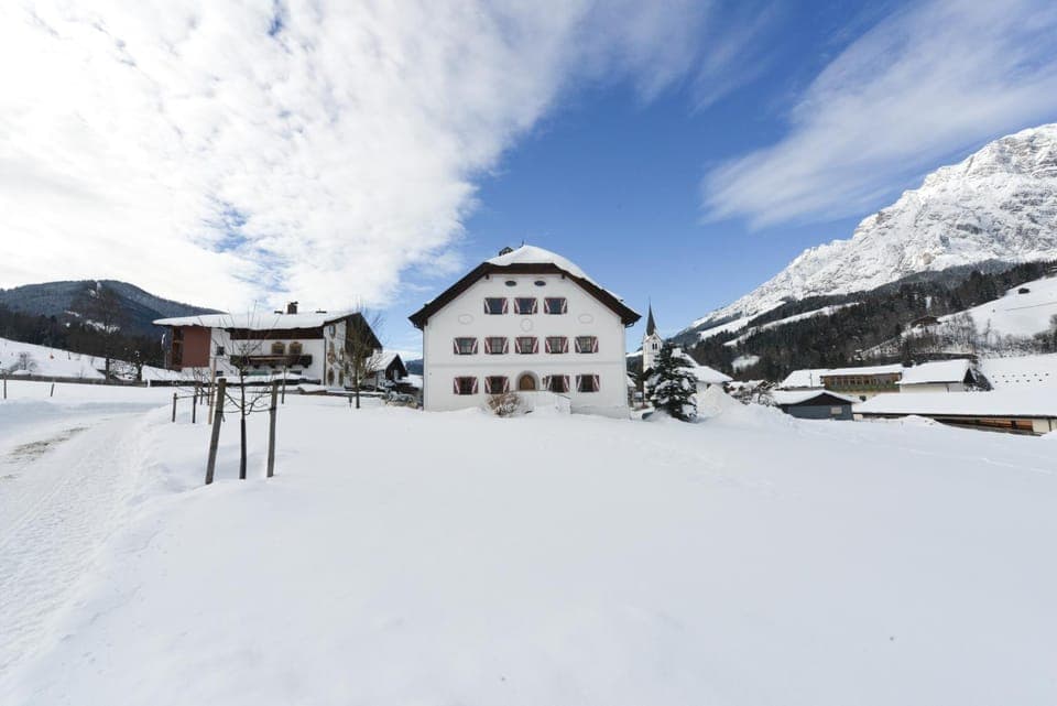 Off site, Day, Winter