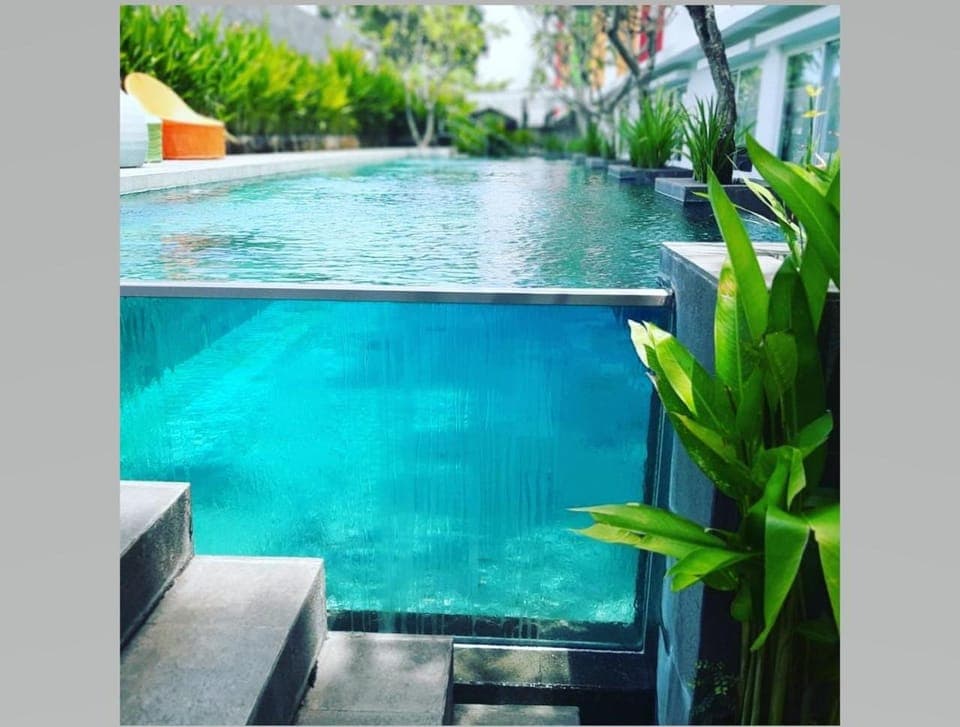 Pool view, Swimming pool