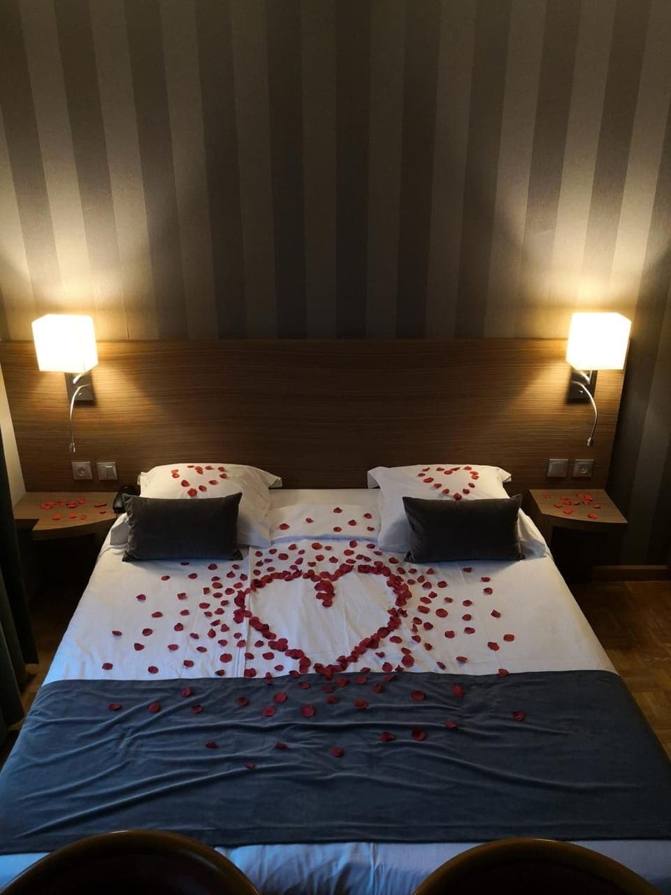 Bed, Decorative detail