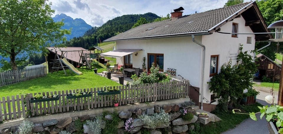 Property building, Day, Garden