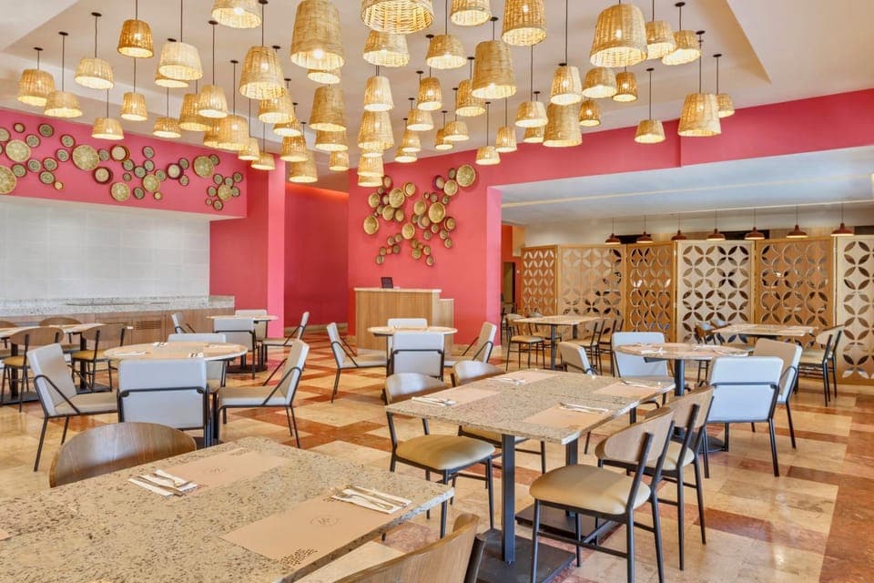 Restaurant/places to eat