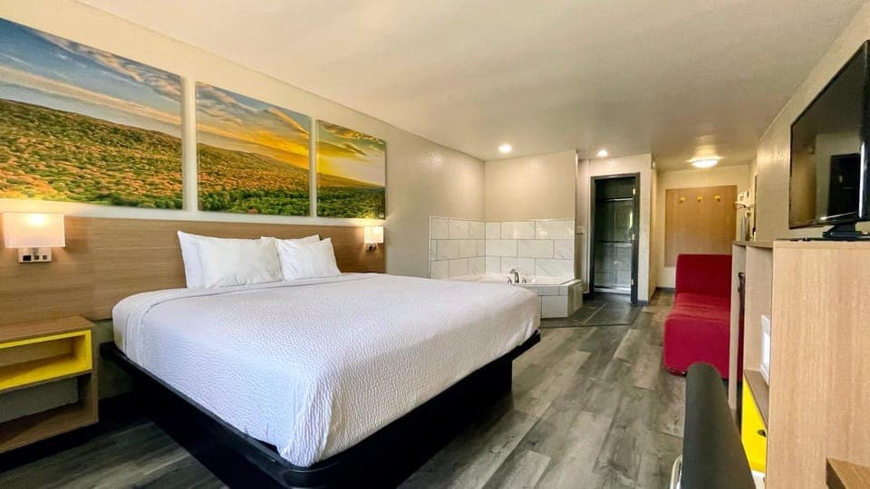 Photo of the whole room