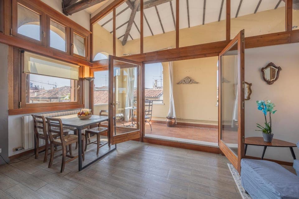 Balcony/Terrace, Living room