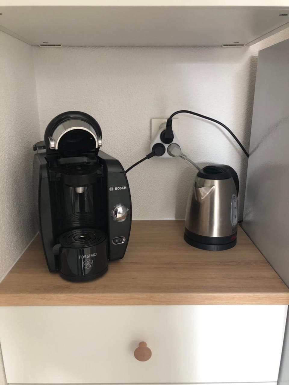 Coffee/tea facilities