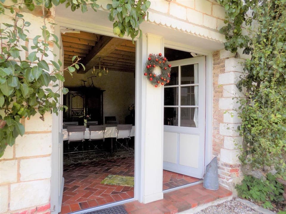 Patio, Facade/entrance, Summer