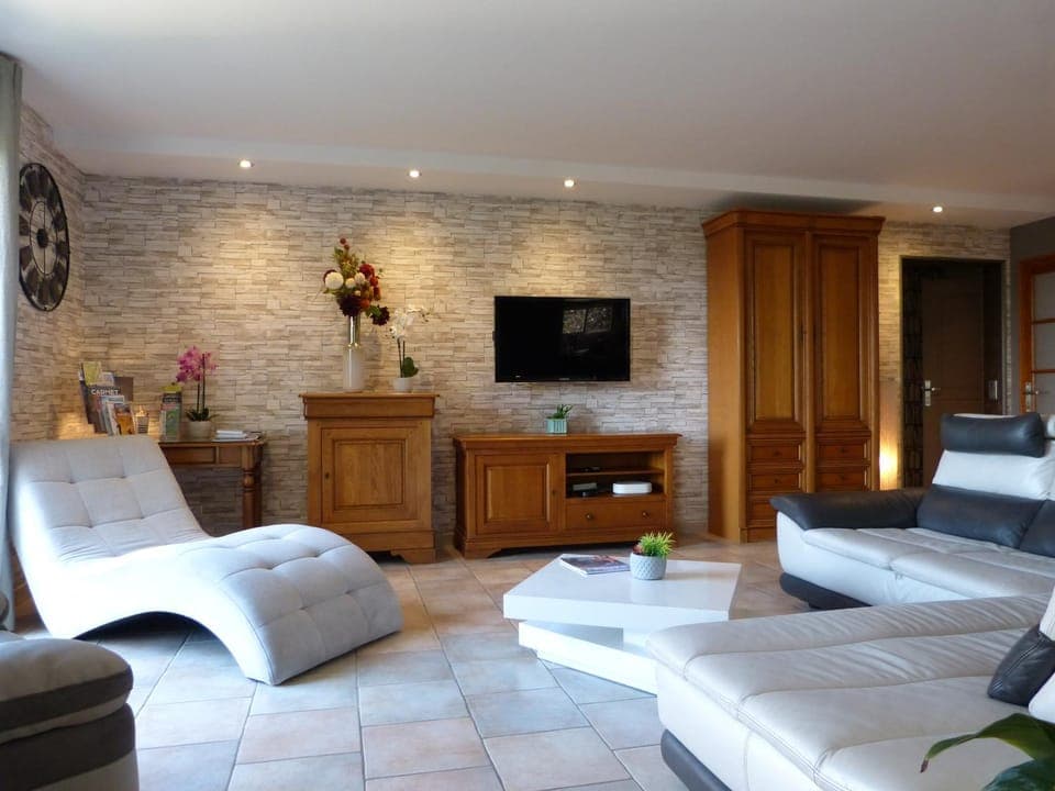 TV and multimedia, Living room