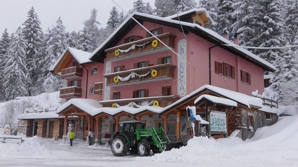 Property building, Property logo or sign