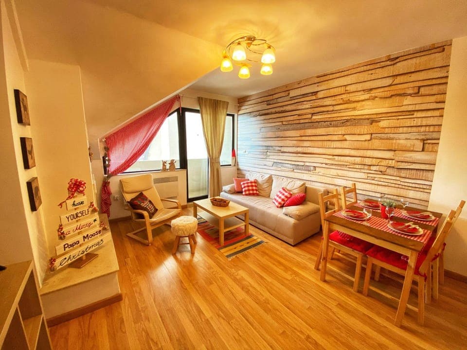 Living room, Photo of the whole room