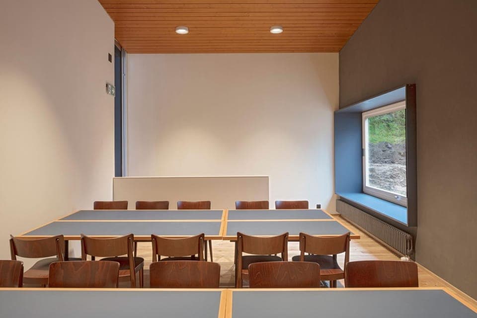 Meeting/conference room