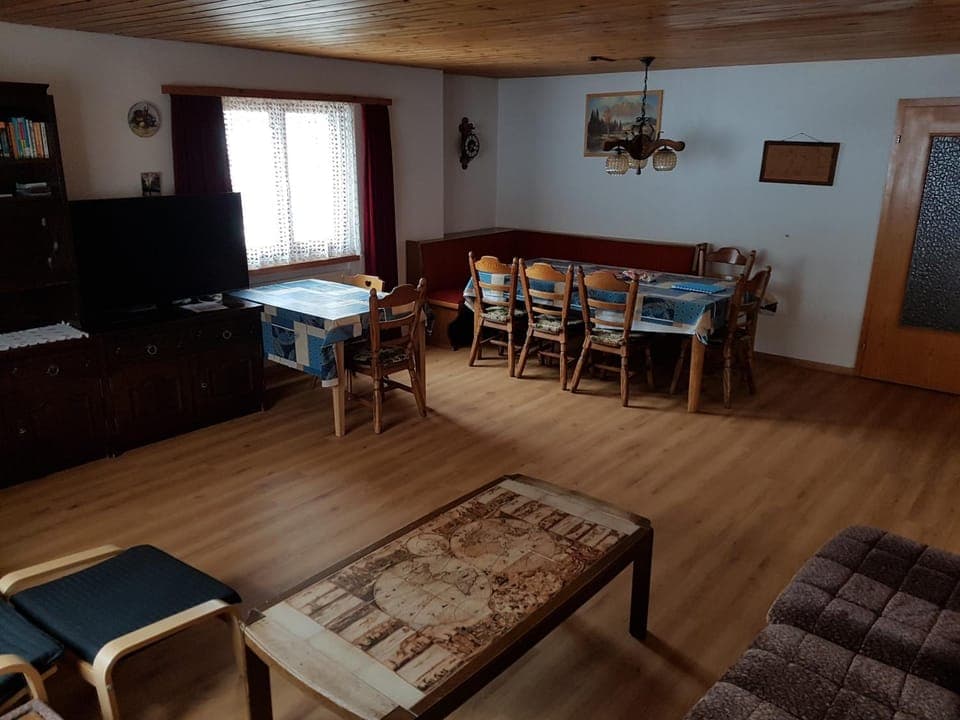 Living room, Dining area