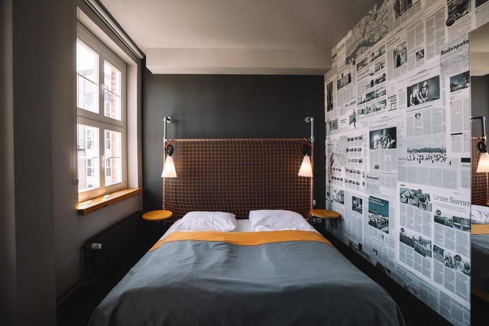 Bed, Photo of the whole room