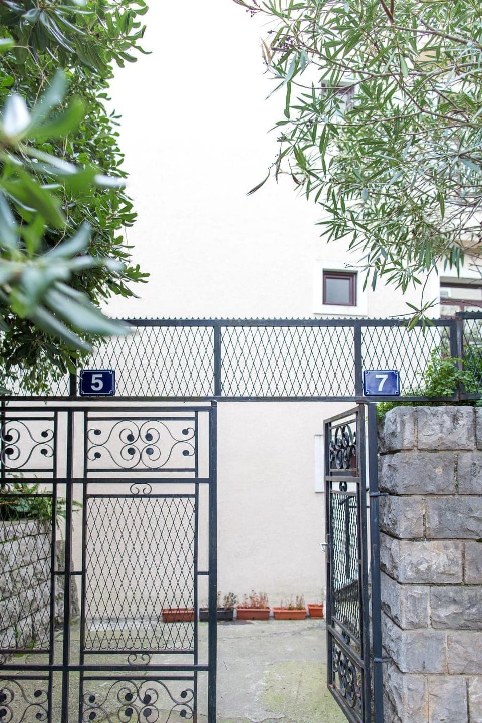 Facade/entrance, Off site, Day, Winter, Decorative detail