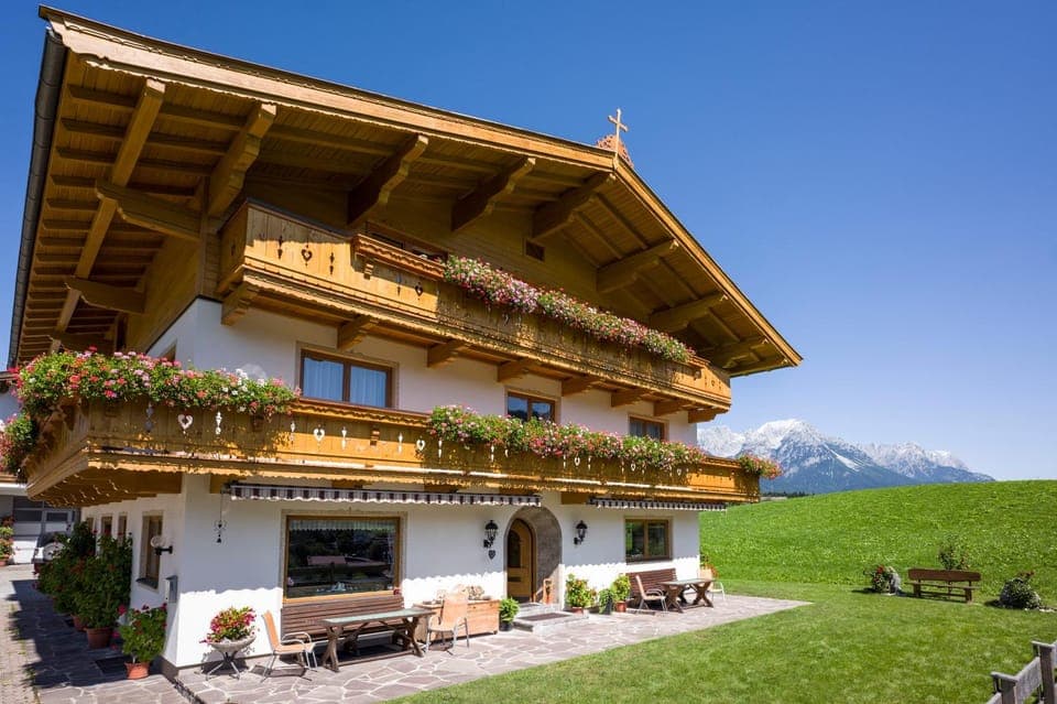 Property building, Day